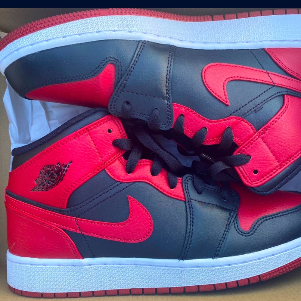 JORDAN RETROS 7Y